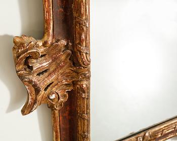 A 20th century mirror in baroque style.