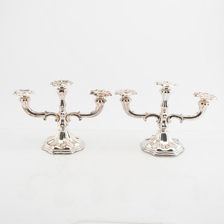 Kandelabrar ett par rokokostil silver CG Hallberg Stockholm 1935.