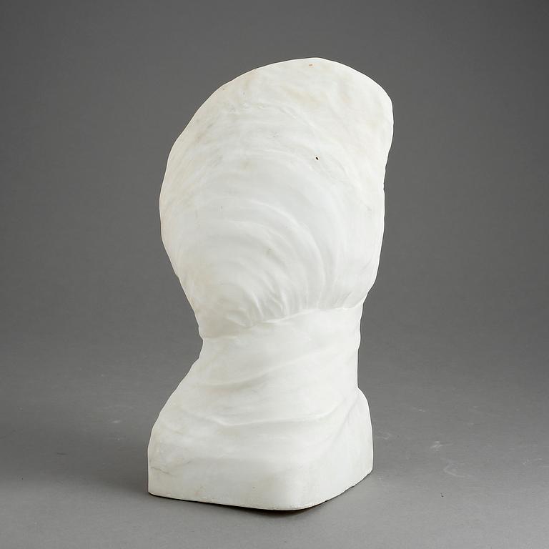 VERNER ÅKERMAN, skulptur, marmor. "Perlan". Signerad.