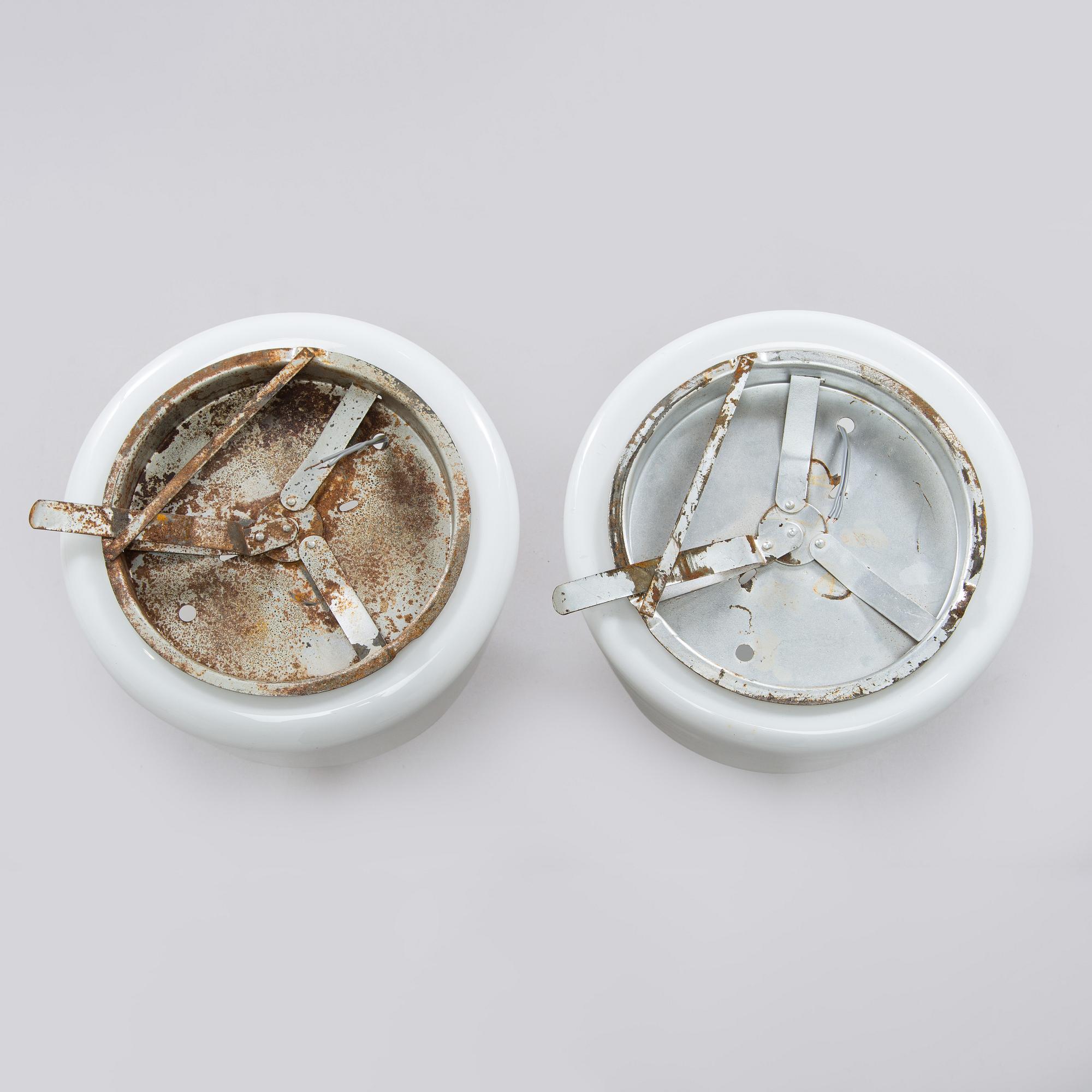 Paavo Tynell, a pair of mid-20th-century '80112-30' ceiling lights for Idman.