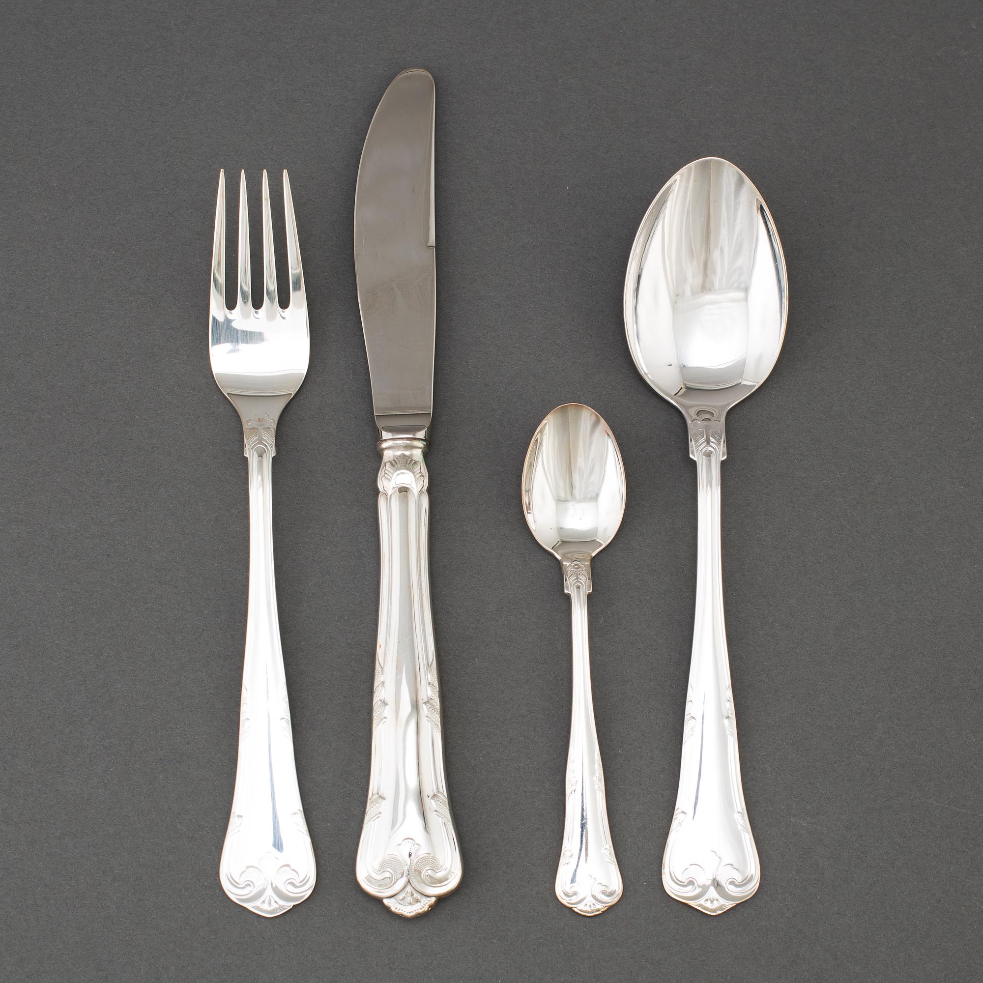 BESTICKSERVIS, silver, 35 delar, modell Herrgård, bland annat MEMA, 1990-tal.