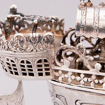 SKRIN/ BORDSDEKORATION, sterling silver, engelska importstämplar London 1911.