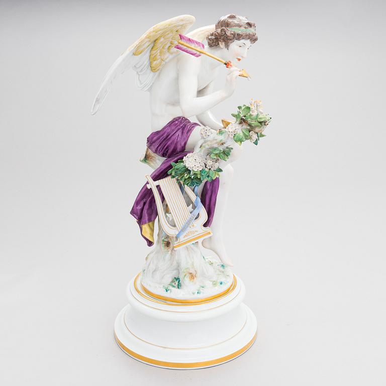 A Meissen Cupid porcelaine figure, 20th century.