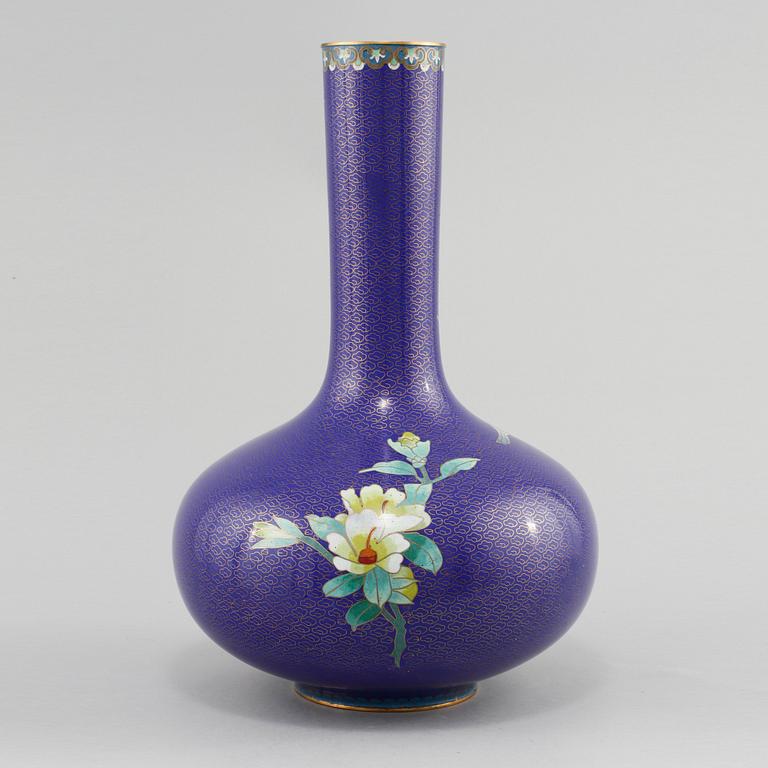 VAS, cloisonne, 1900-tal.