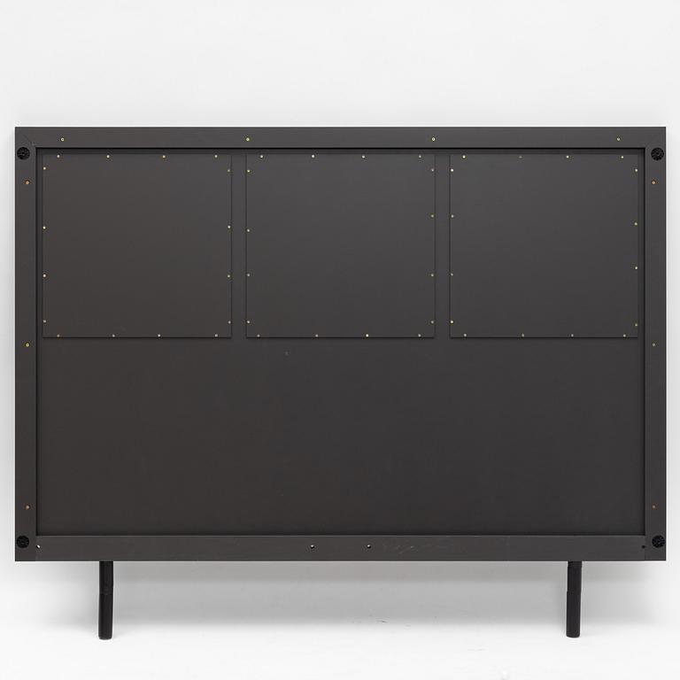 An 'Edge' headboard from Englessons.