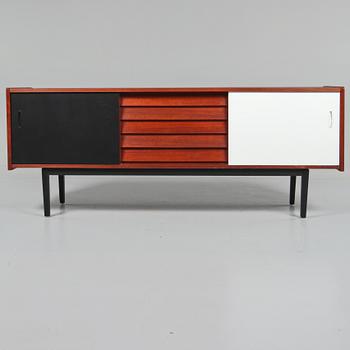 SIDEBOARD, 1900-talets andra hälft.