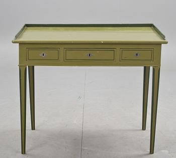 SKRIVBORD, gustaviansk stil. Sekelskiftet 1800/1900.