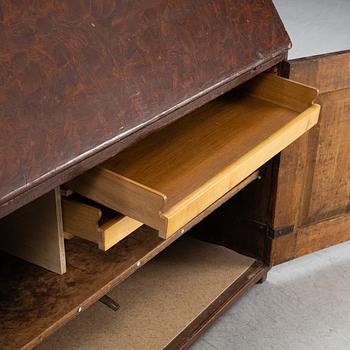 Skåp, troligen Värmland, 1700-tal.