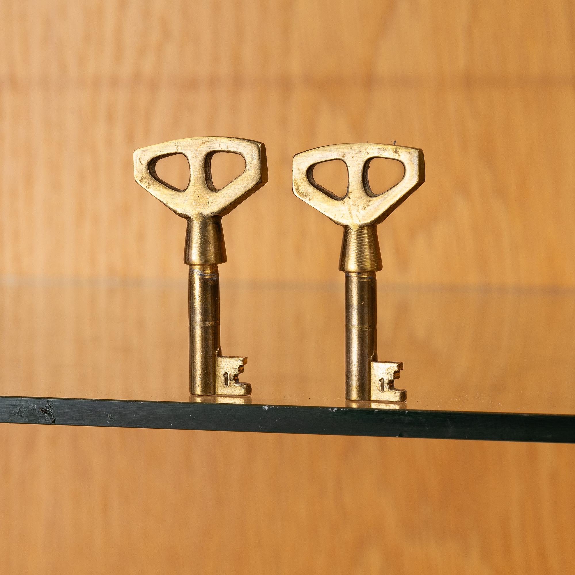 Carl Malmsten, Display cabinet, 'Undantaget', late 20th century.