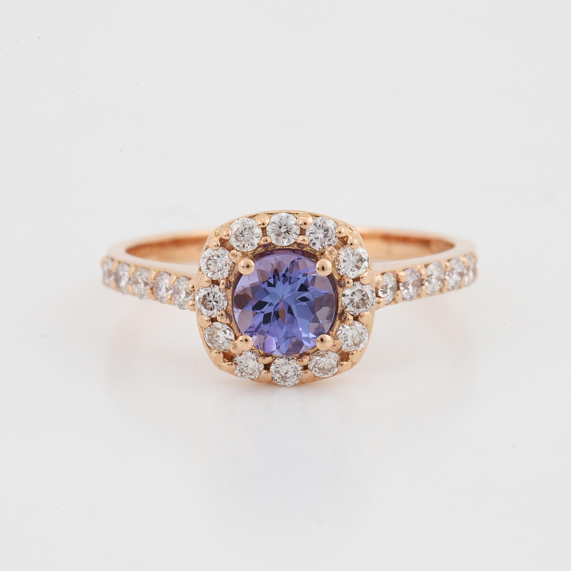 Tanzanite and diamond ring.