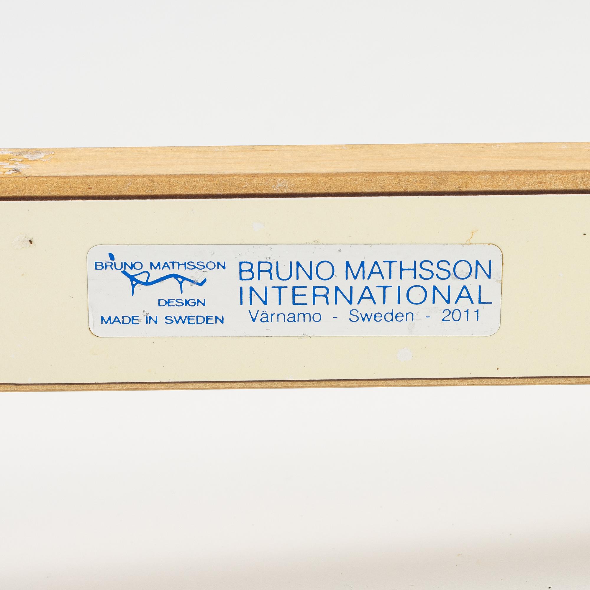 Bruno Mathsson, a 'Maria Flap' gate leg table, Mathsson International, 2011.