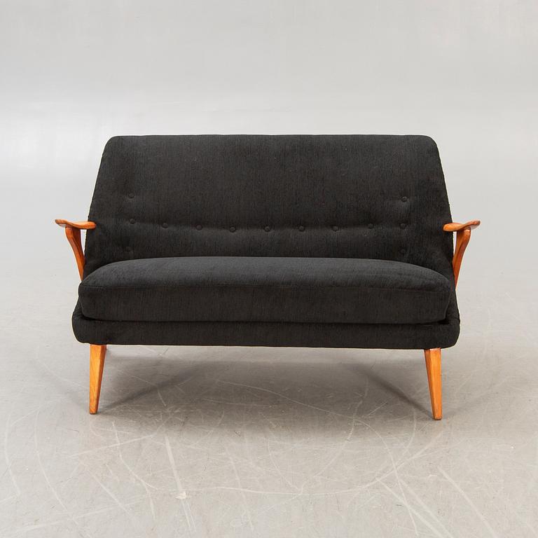 A 1950/60s sofa.
