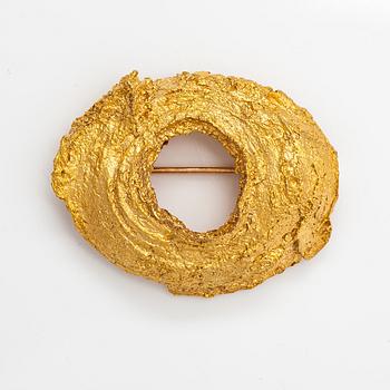 Helky Juvonen, a 14K gold brooch. Westerback, Helsinki 1971.