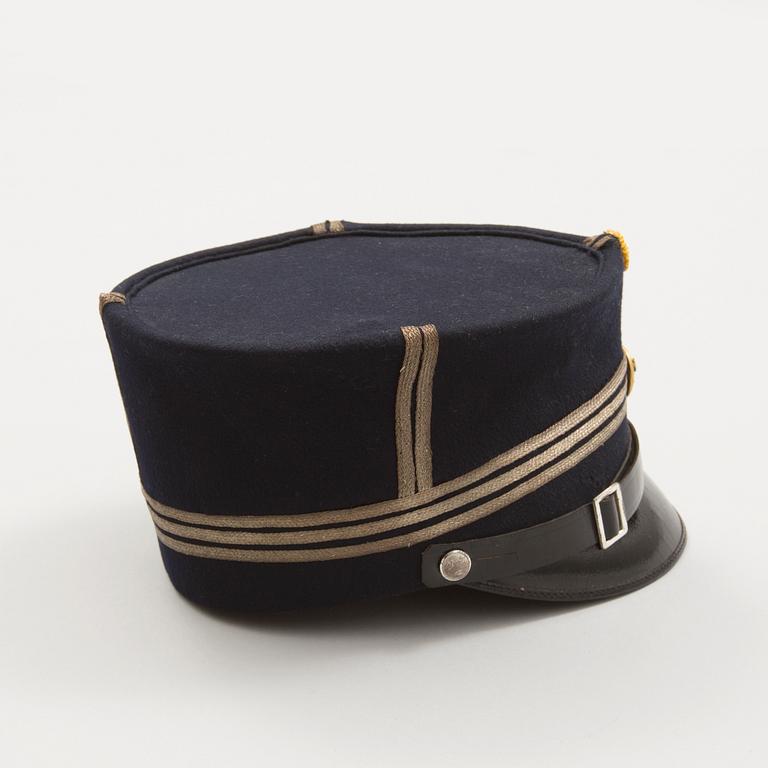a Swedish early 20th Century four piece Swedish military uniform for captain at Svea Livgarde in Stockholm.