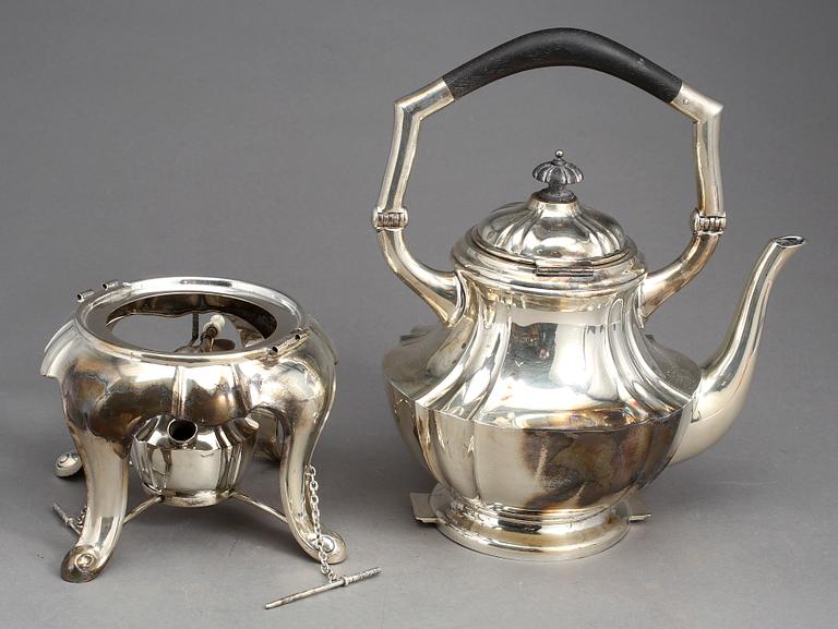 TEKÖK, silver, svenska kontrollstämplar, 1900-tal. Total vikt ca 1799g.