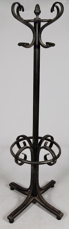 TAMBURMAJOR, svärtat trä, 1900-talets mitt.