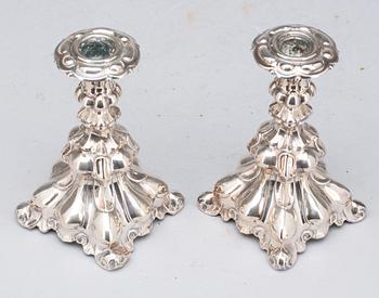 LJUSSTAKAR, silver. 1900-tal.