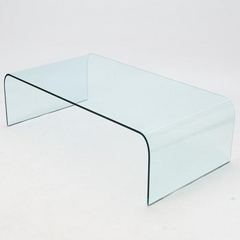 A 21 st century coffee table "Pont" for Lignet Roset.