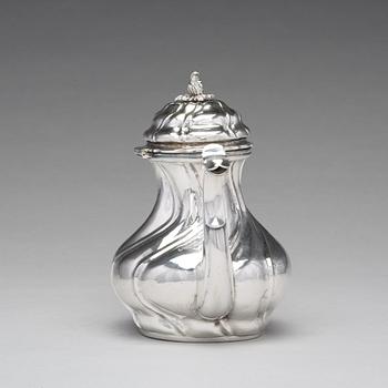 A Swedish 18th century silver tea-pot, mark of  Olof Gravander, Kristinehamn 1759.