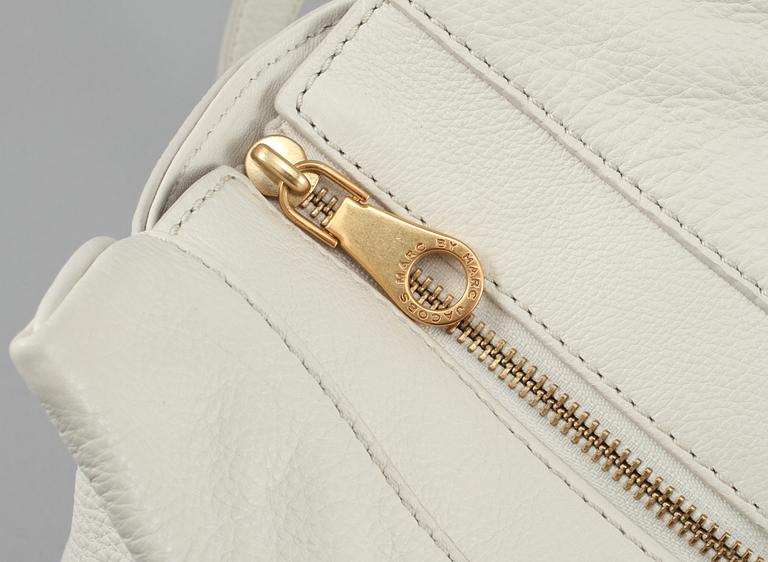 VÄSKA, "Too hot to handle", Marc by Marc Jacobs.