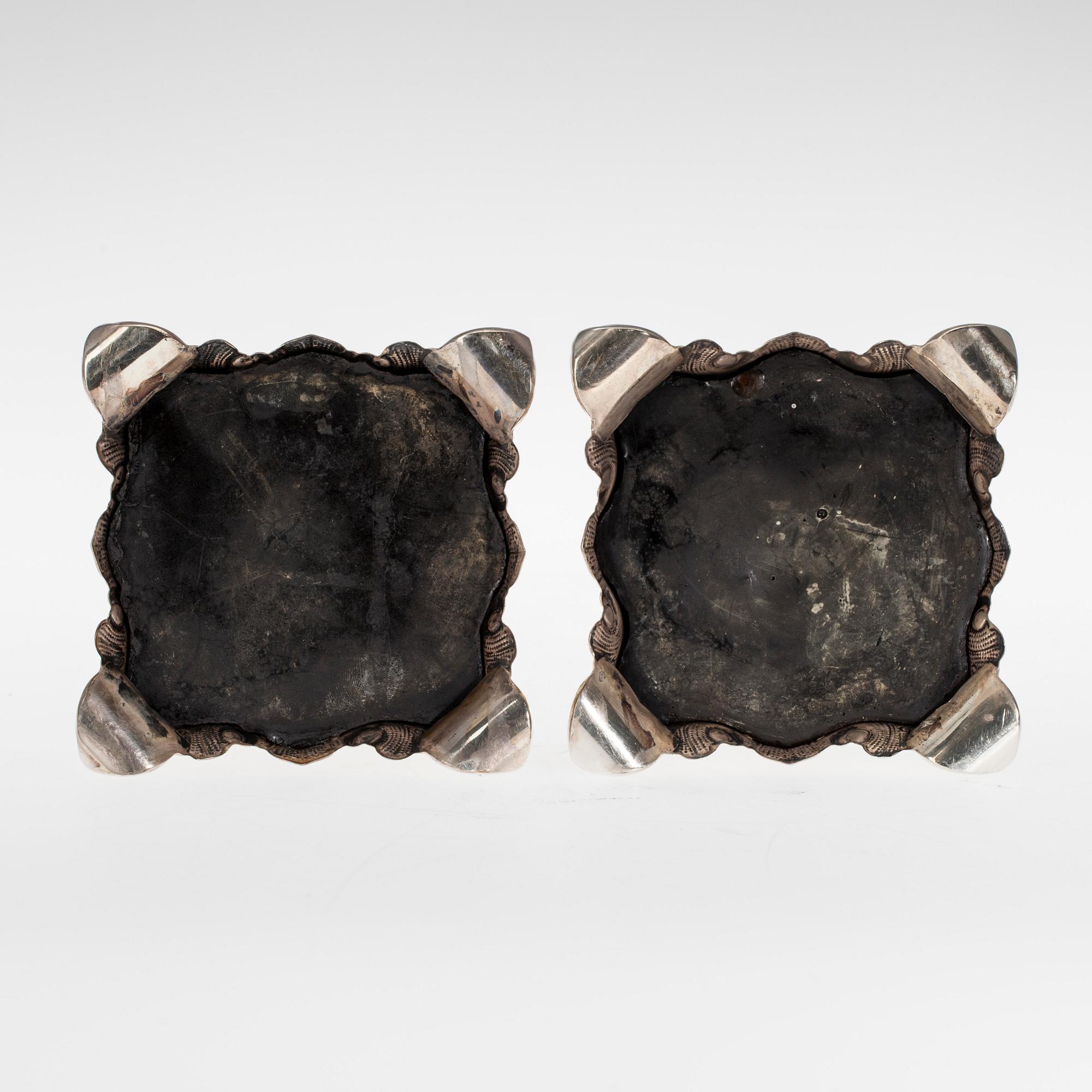 LJUSSTAKAR, ett par, svenska kontrollstämplar. 1900-talets senare hälft.