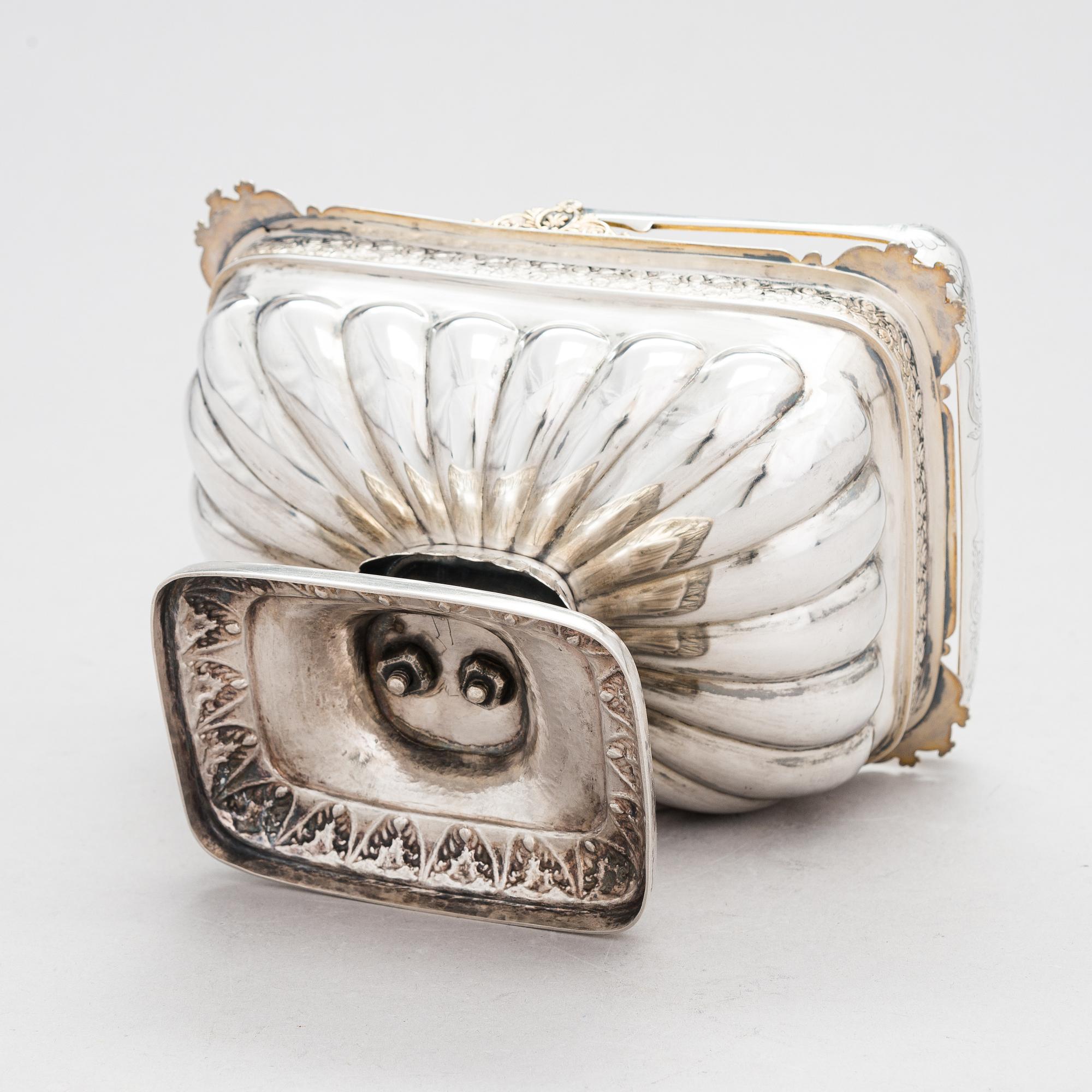 Otto Heinrich Nowack, leipäkori, hopeaa, osittain kullattua, Tartto 1829-1845.