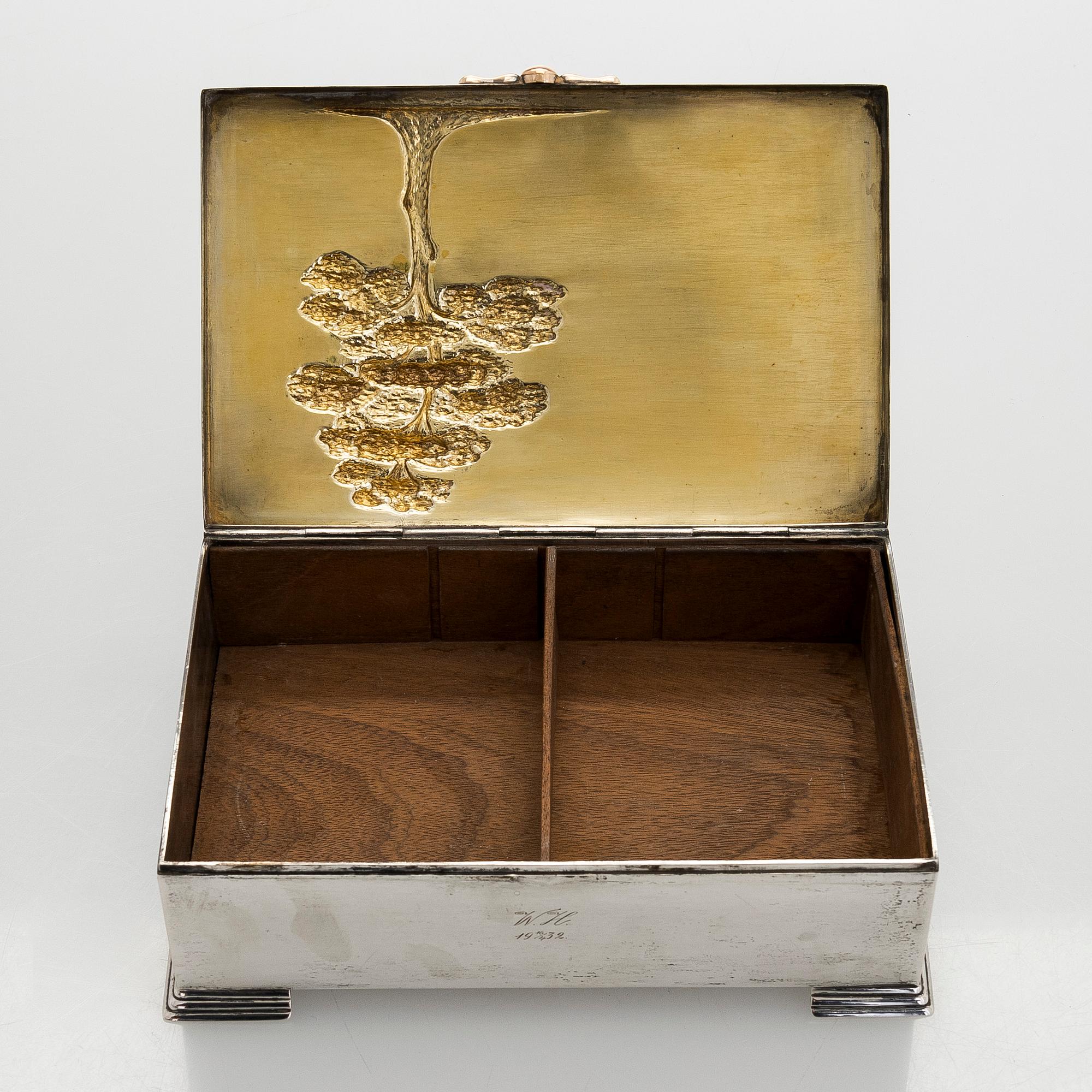 Kustaa Severin Sahlstedt, a 1920s silver cigar box, Turku 1929.