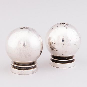 GEORG JENSEN, salt and pepper shakers, silver, design Harald Nielsen. Copenhagen 1945-51.