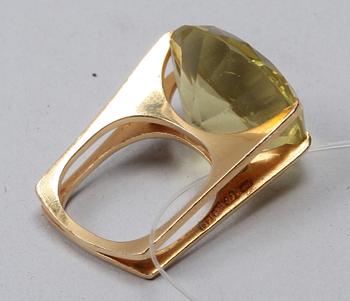 RING, guld 18 K. Rey Urban, Stockholm 1980.