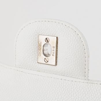 Chanel, väska, "Caviar Jumbo Classic Flap Bag", 2009-2010.