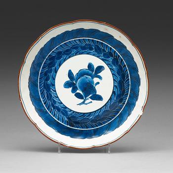 A set of eight blue and white Japanese dinner plates, 18th Century.