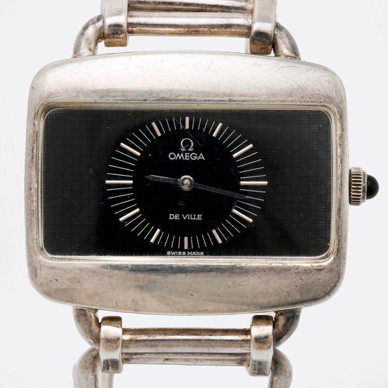 Omega armbandsur, silver, manuell, ca 42 x 30 mm, armband i silver längd ca 20,5 cm.