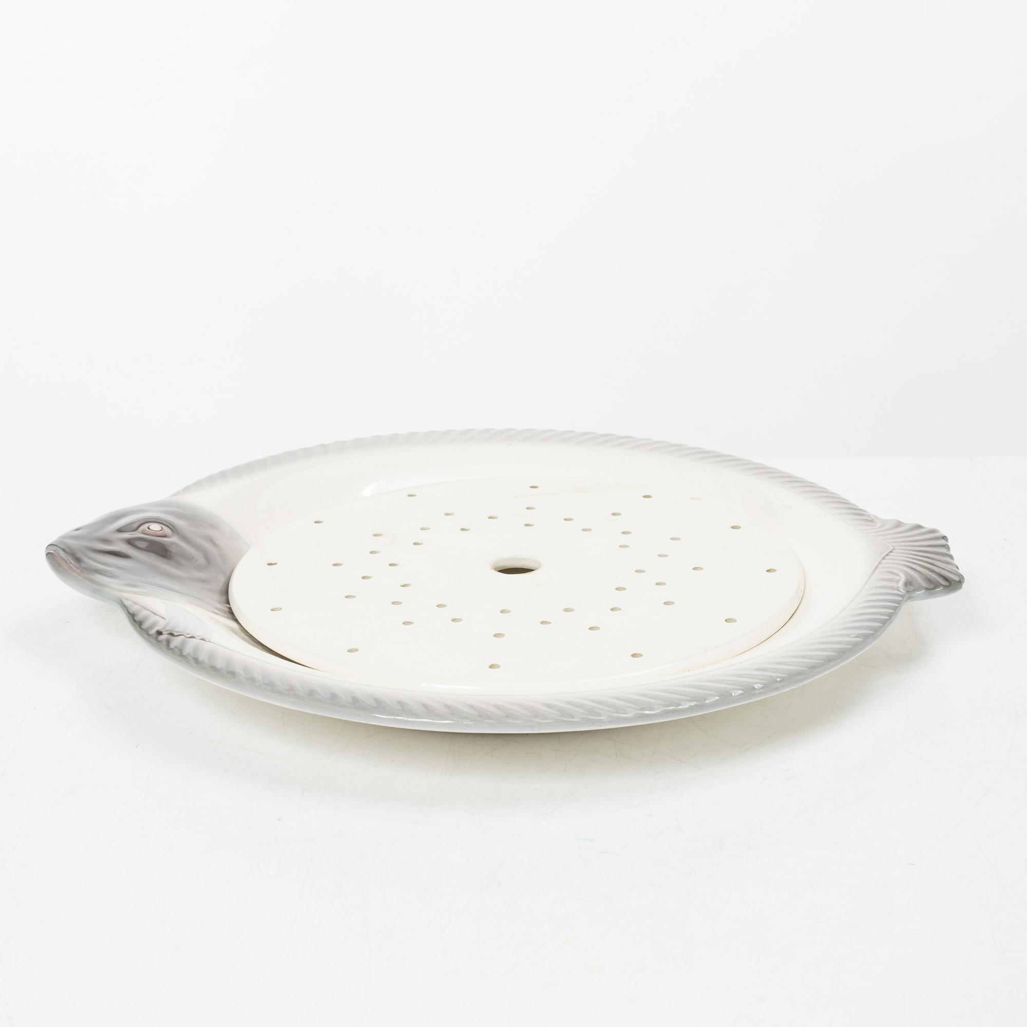 Fiskservis, 33 delar, flintgods, Waechtersbach, Tyskland, 1900-talets första hälft.