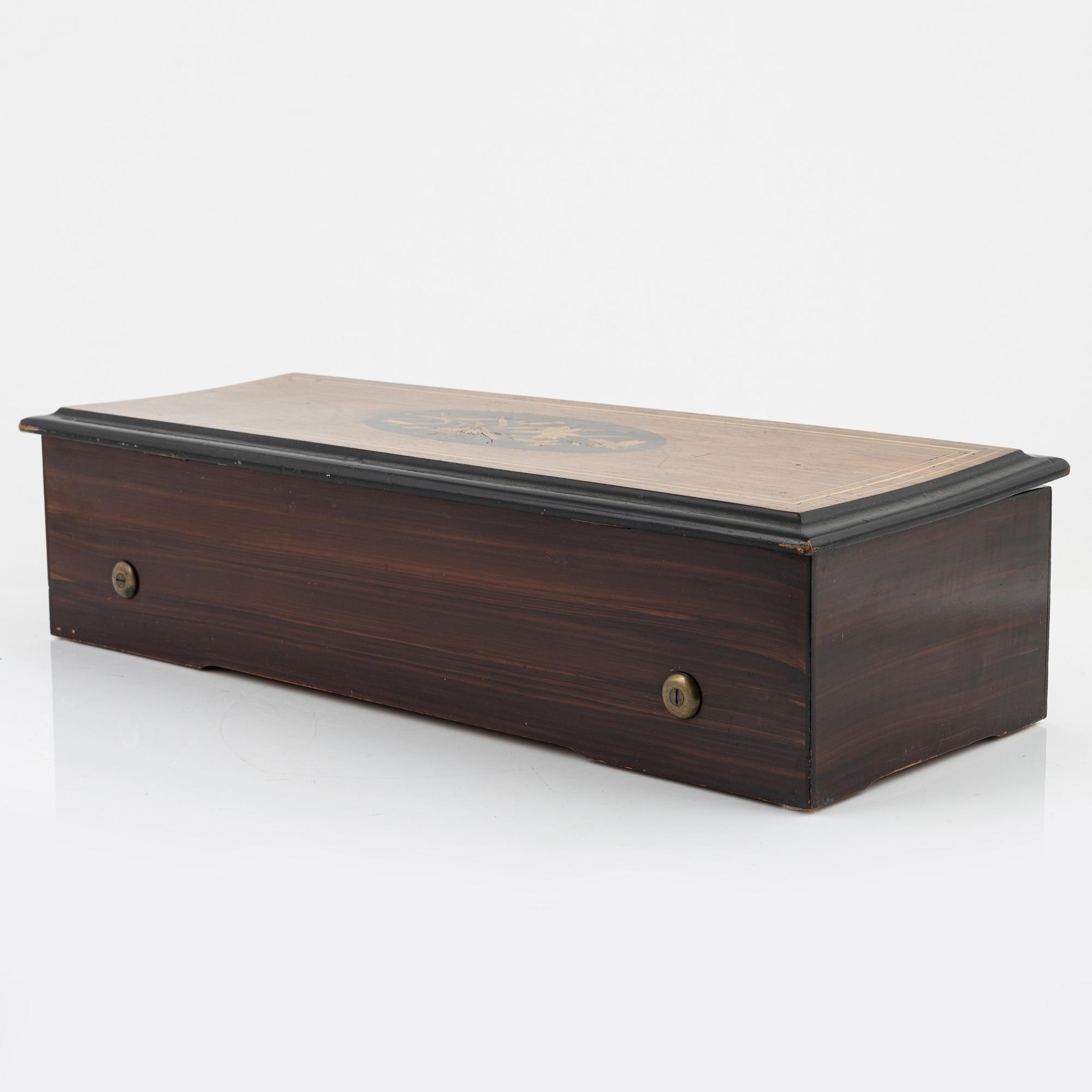 A musical box, Ste. Croix, Schweiz, late 19th Century.