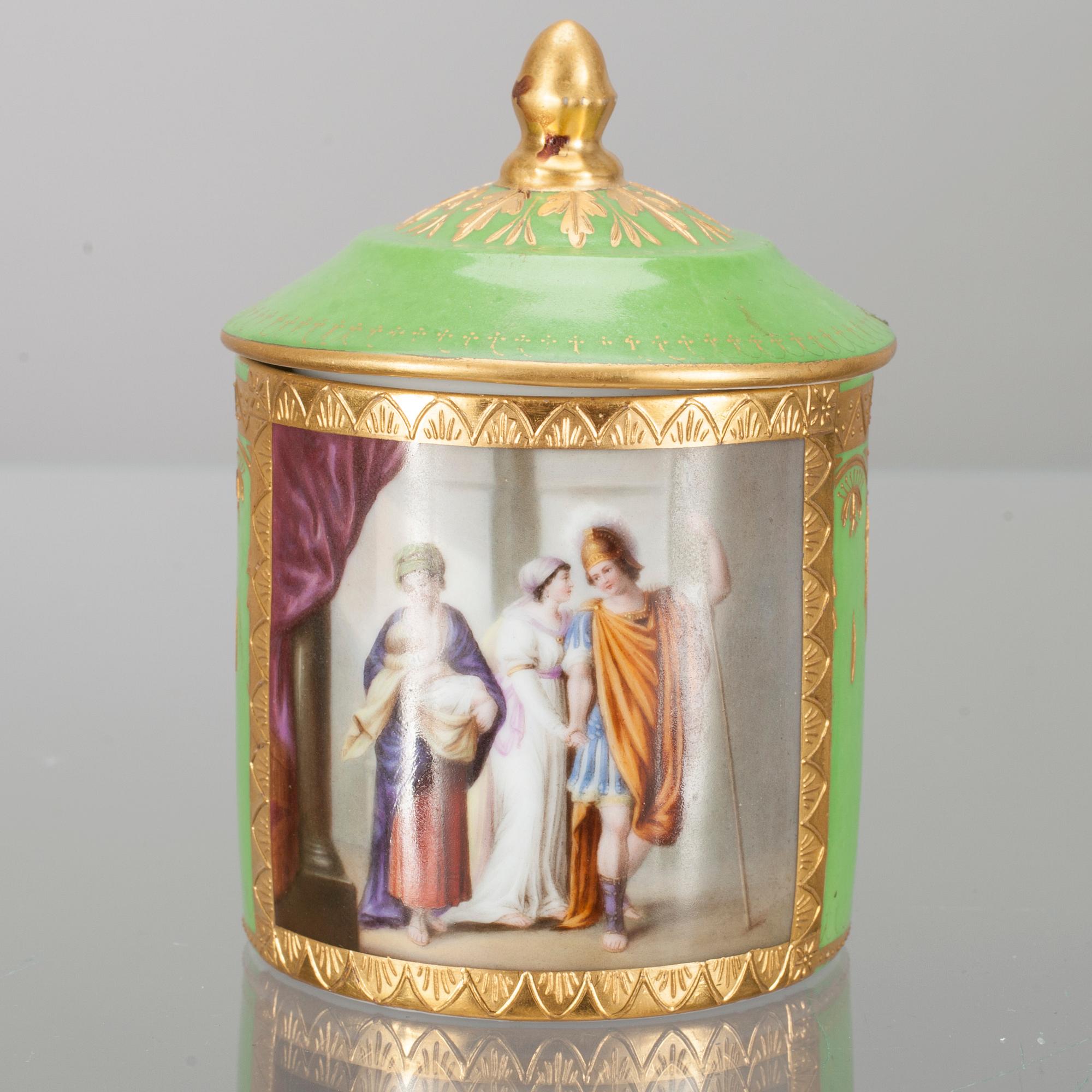 KOPPAR 3 st, porslin, Ludwigsburg 1800-tal, Wien 1900-tal och oidentifierad stämpel 1800-tal.