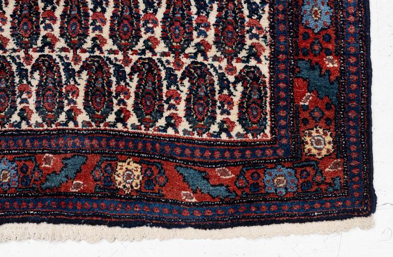 Matta, semiantik Senneh, ca 165 x 120 cm.