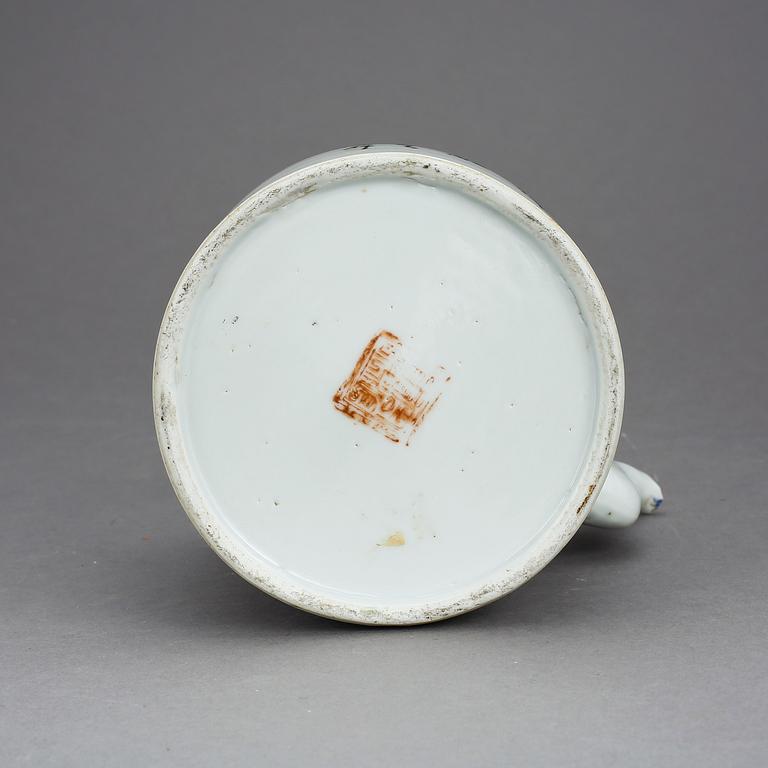 TEKANNA MED LOCK, porslin, Kina/Japan, 1800/1900-tal.