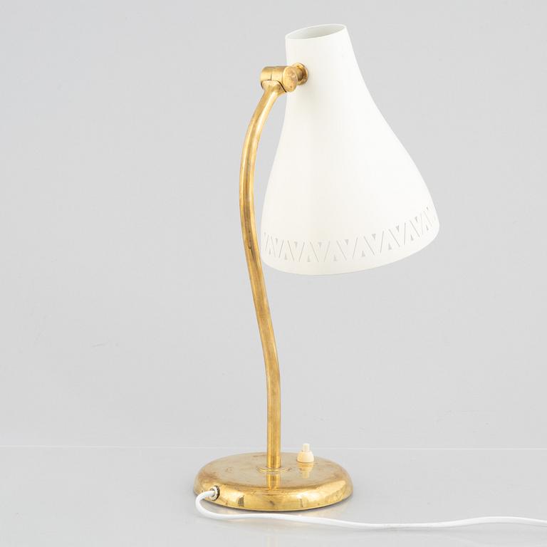 Harald Notini, a table lamp model "15528", Arvid Böhlmarks Lampfabrik, Stockholm, 1950s.