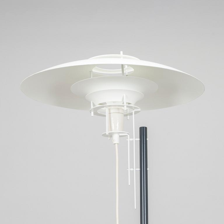 Juha Leiviskä, A 21th century floor lamp, Valaisinpaja for Artek.