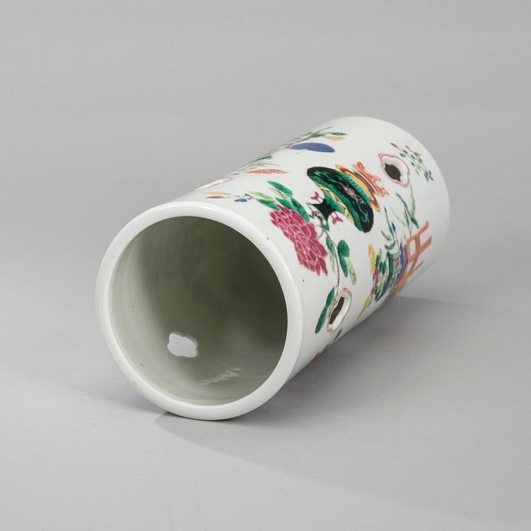 MALJAKKO, posliinia, Kiina, 1900-luvun alku.