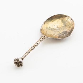 Soup ladle, partially gilded silver, 18th century.
