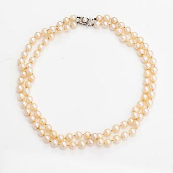 A 2-strand pearl collier with cultured pearls and a 14K white gold clasp.