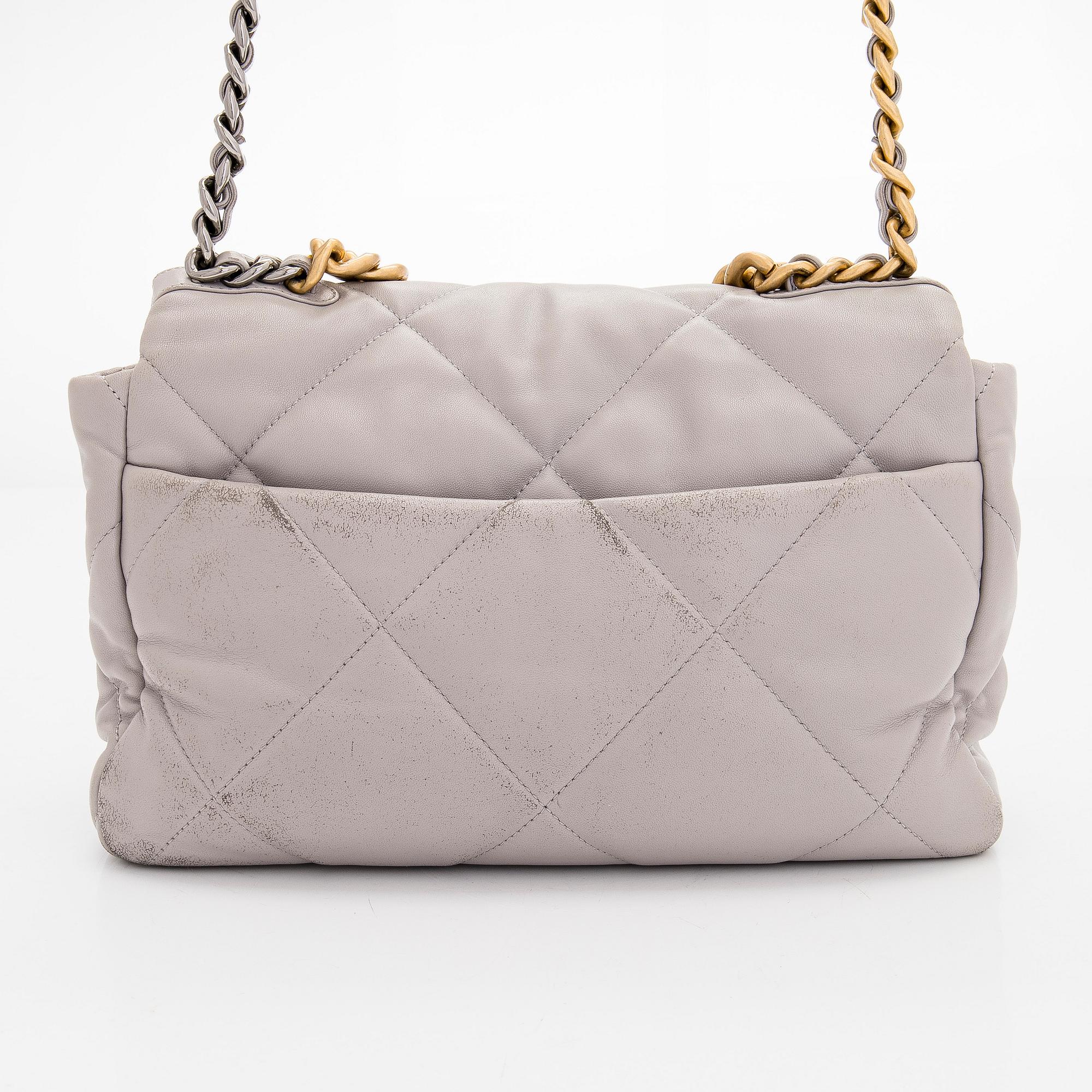 Chanel, bag, '19 Large Flap Bag'.