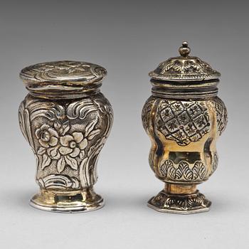 205. Two 18th century silver-gilt snuff-boxes, one marked Jacob Lampa, Stockholm 1764 and one unmarked.