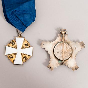 KOMMENDÖRSTECKNET AV I KLASS AV FINLANDS VITA ROS' ORDEN, silver, emalj, A Tillander, Helsingfors 1940 och 1976.
