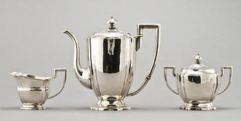 KAFFESERVIS, 3 delar, silver, Carl Andreas Kjernås, Göteborg, 1920. Ca 955 gr.