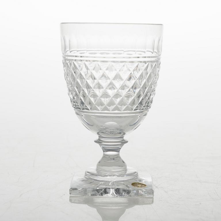 BÅLSKÅL, KARAFF och 87 st GLAS, glas.
