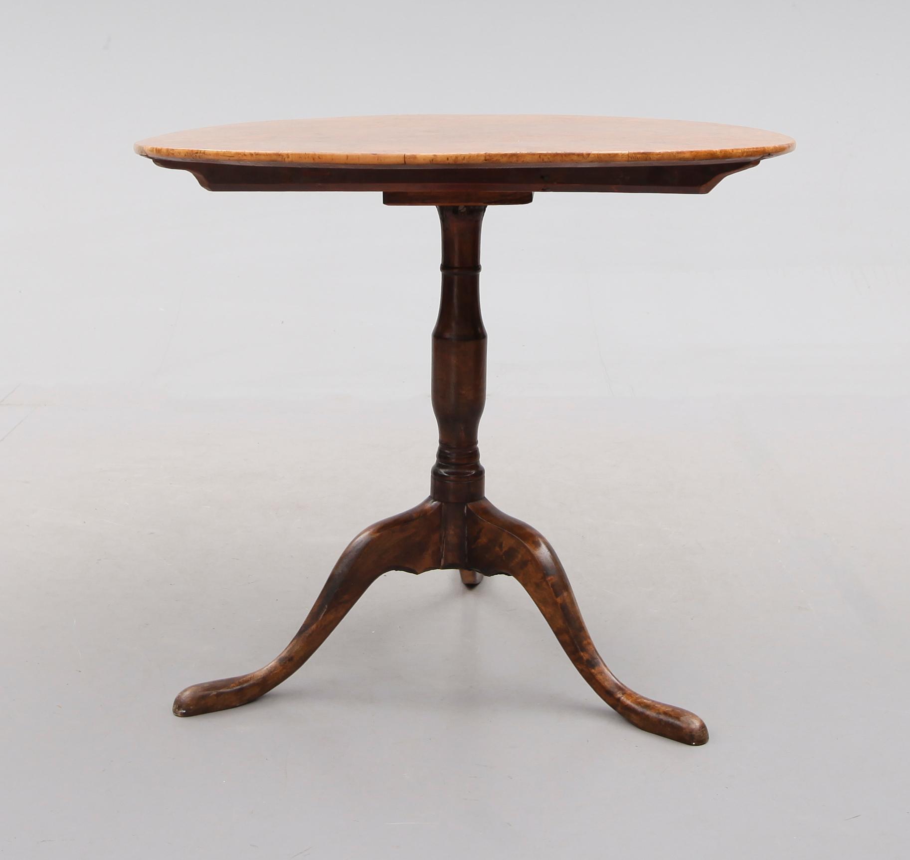 FÄLLBORD, Mälardalen, 1800-talets början.