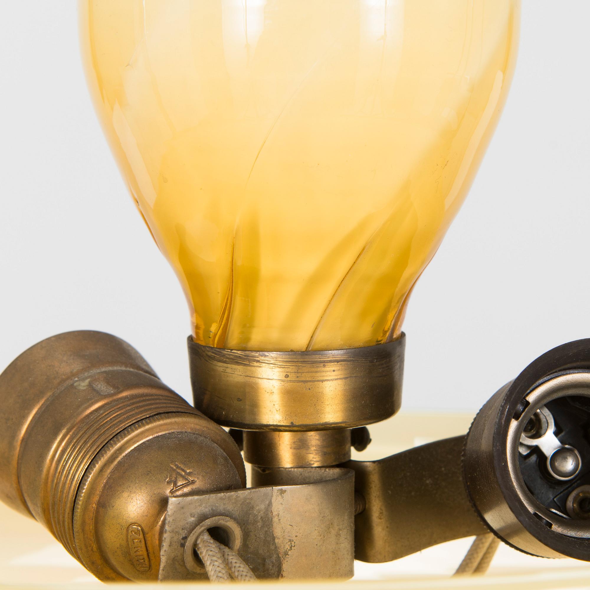 Paavo Tynell och Gunnel Nyman, taklampa, Köklax Glasbruk,  / Taito  1930-tal.