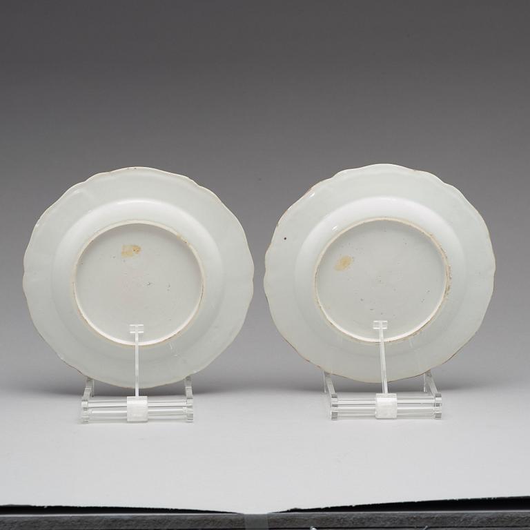 A pair of armorial famille rose plates, Qing dynasty, Qianlong (1736-95).